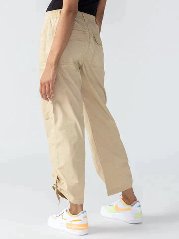 Cali Cargohose in wahrer Khaki-Farbe